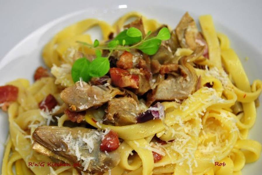 Tagliatelle z karczochami