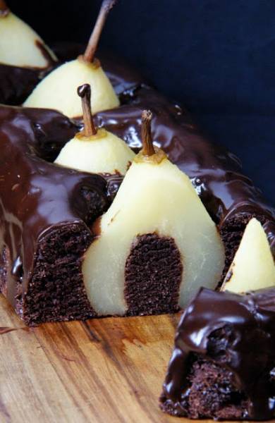 Ciasto fasolowe z czekoladą i gruszkami