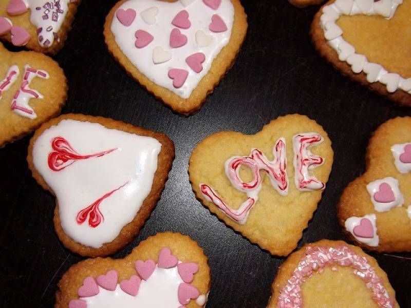 Walentynki – serduszkowe ciasteczka