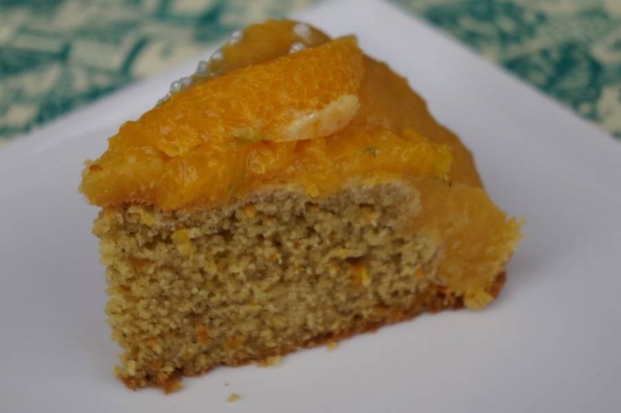 Pomarańczowe ciasto z kaszy manny we frużelinie pomarańczowej