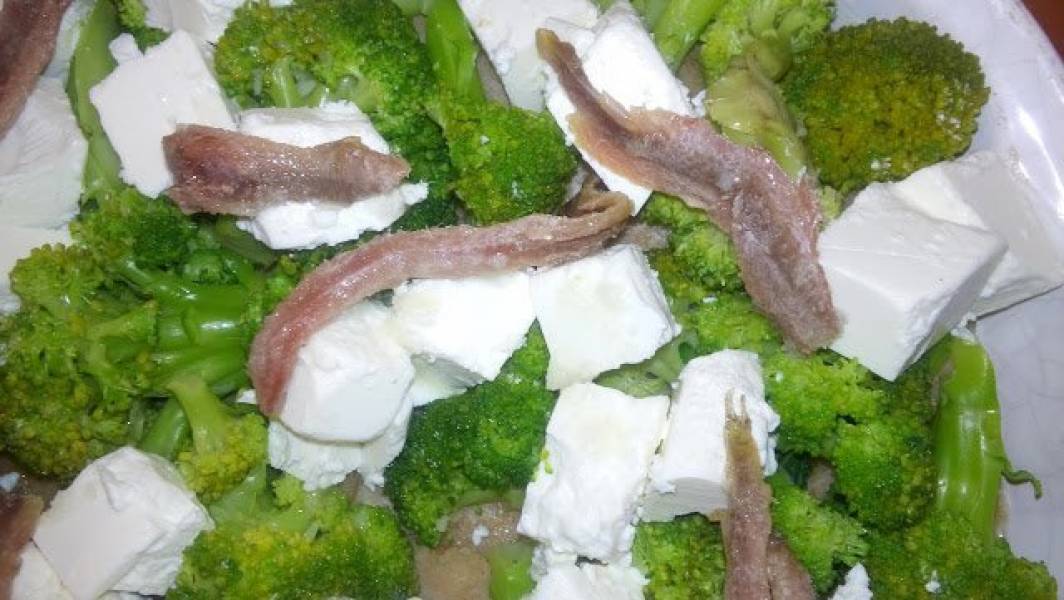 brokuł z anchois bez soli