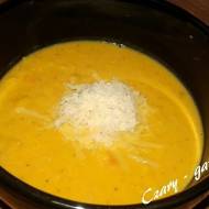 Zupa z kukurydzy i marchewki