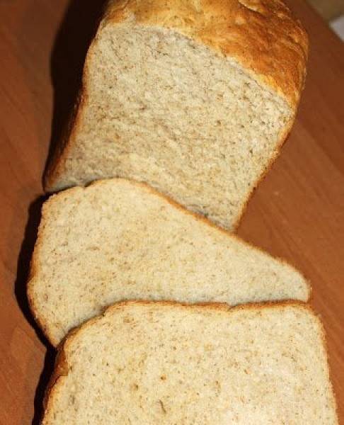 Chleb pszenny tostowy z dodatkiem mąki żytniej razowej z automatu