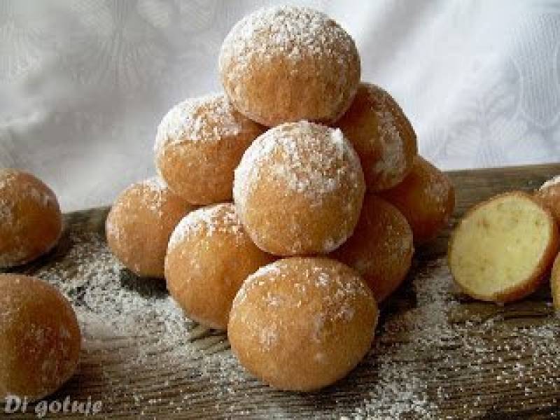 Pączki z serka homogenizowanego (z cytrynową nutą)