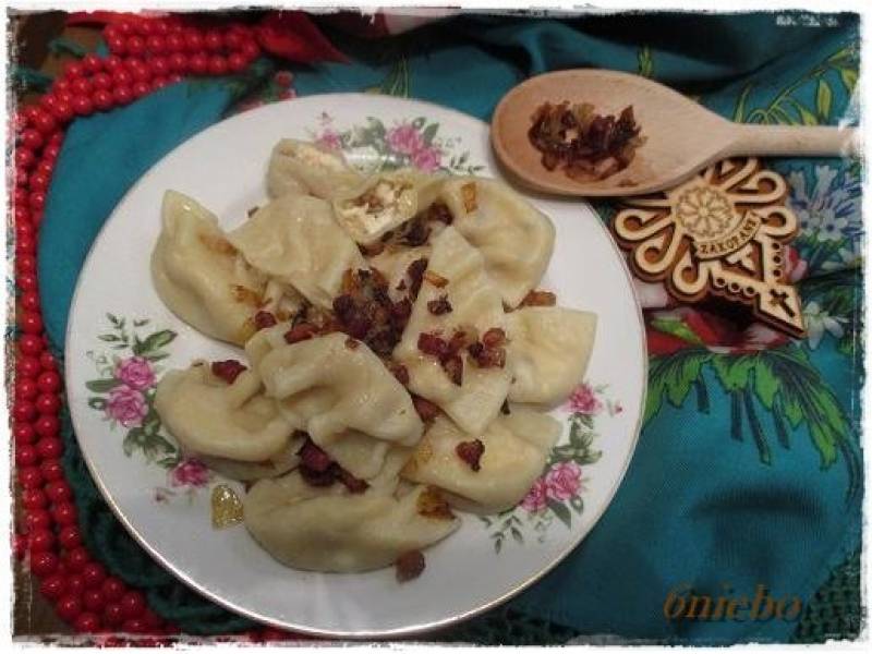 podhalańskie pierogi z serem wędzonym i boczkiem
