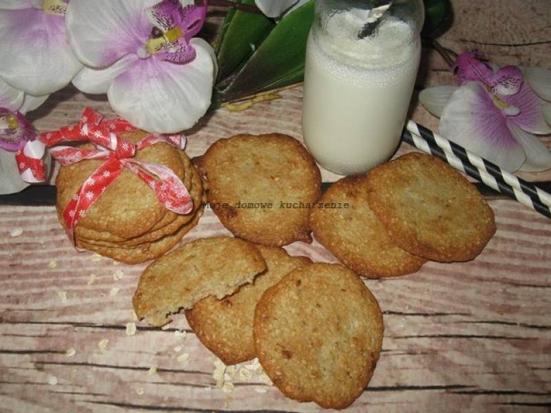 Ciasteczka sezamowo-owsiane bez mąki