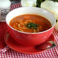 Zupa pomidorowa ze swojskich pomidorów i makaronem