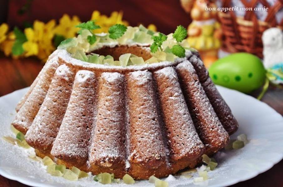 Babka z zieloną herbatą (matcha)