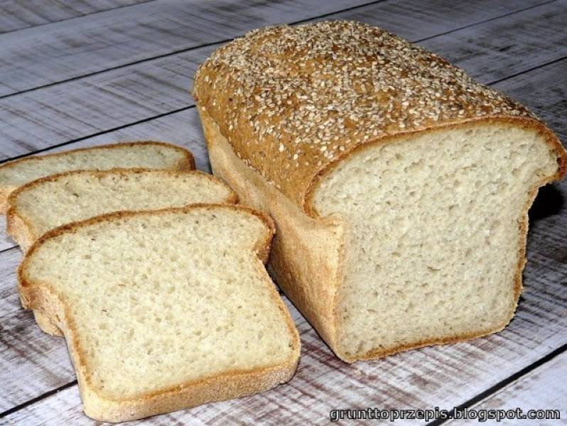 Рецепт хлеба на манке. Манный хлеб. Хлеб из манной крупы. Хлеб в Польше. Манка с хлебом.