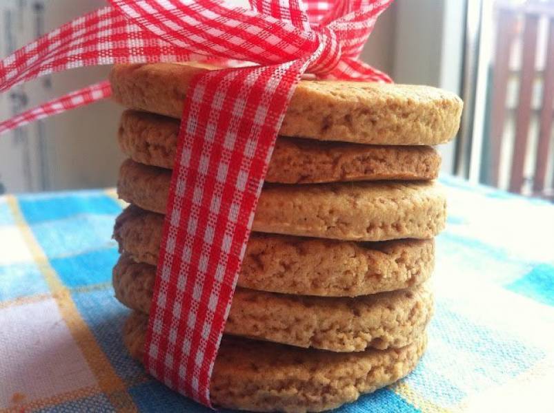 Szybkie i proste chrupiące ciasteczka owsiano orkiszowe