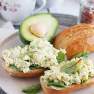 Sałatka jajeczna z awokado / Avocado egg salad