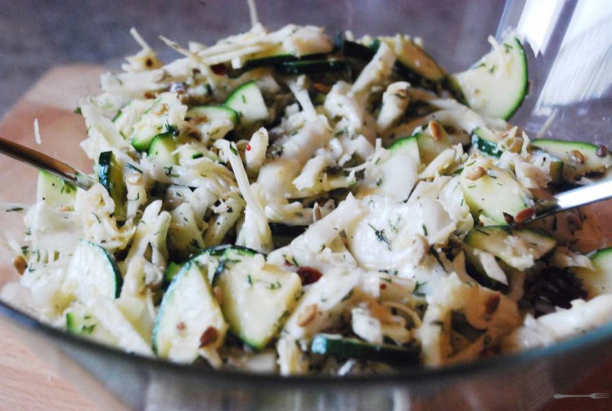 Surówka z kapusty / Cabbage salad
