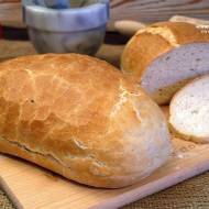 Najprostszy chleb pszenny z chrupiącą skórką