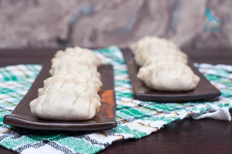 Pierożki z soczewicą gotowane na parze