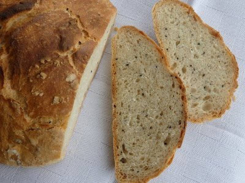 Chleb drożdżowy z garnka