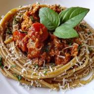 Spaghetti z pomidorkami i horaphą