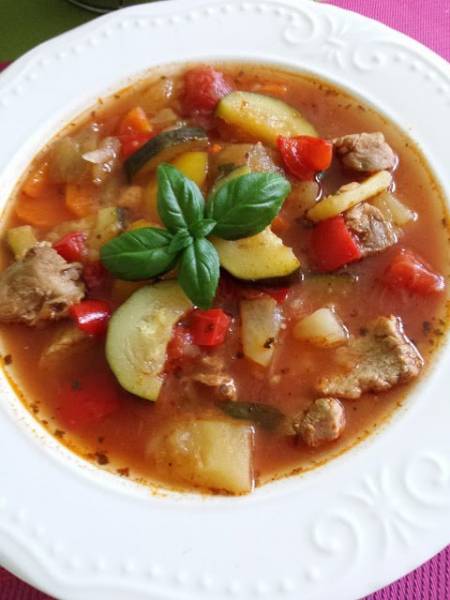 ZUPA GULASZOWA
