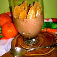 Lekki pudding czekoladowy z mandarynkami i ziarenkami