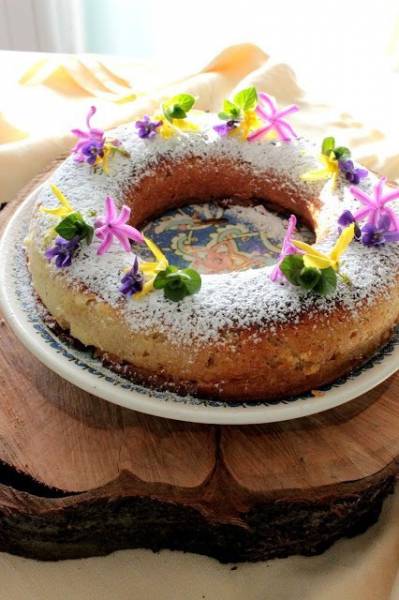 Torta caprese bianca