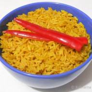 Smażony żółty ryż