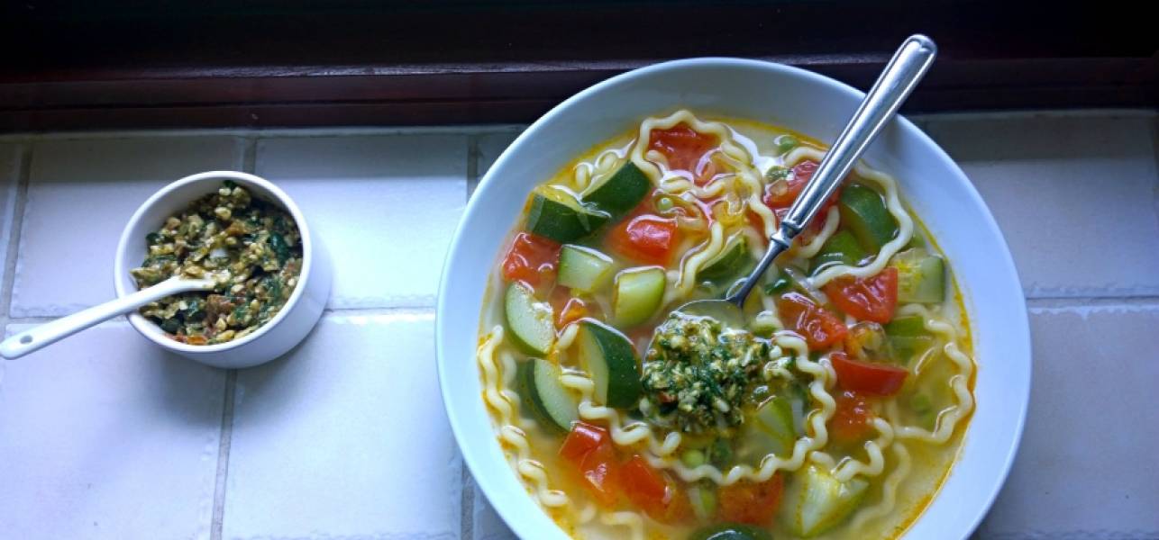 Wiosenna zupa warzywna