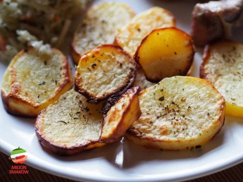 Ziemniaki pieczone z ziołami prowansalskimi
