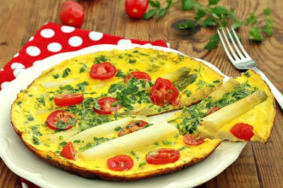 Omlet ze szparagami