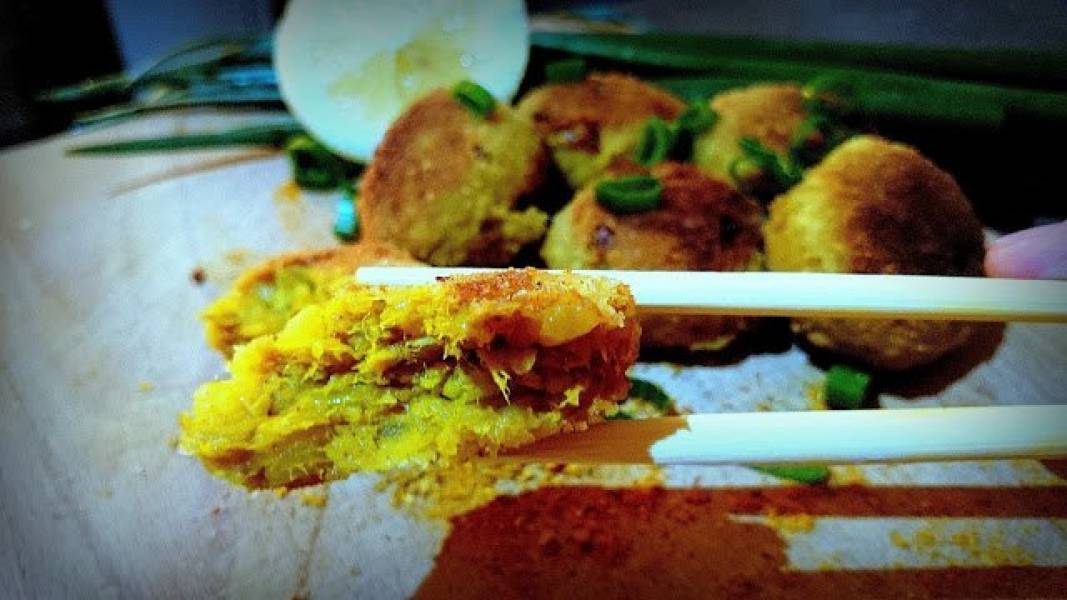 obłędne kotleciki curry z tuńczka