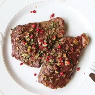 Rump Steak -  Rumsztyk w rozmarynie, czosnku i czerwonym pieprzu na maśle
