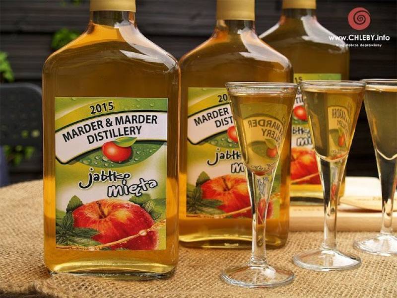 Nalewka jabłkowo-miętowa