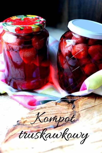 Kompot truskawkowy