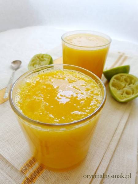 Smoothie z melona, mango i soku pomarańczowego