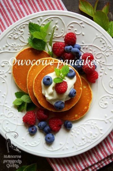 Pancakes z owocami