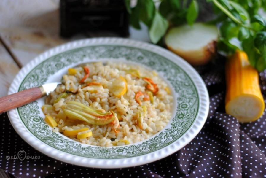 Risotto z kwiatami cukinii