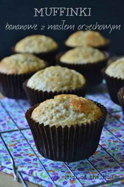 Muffiny bananowe z masłem orzechowym...