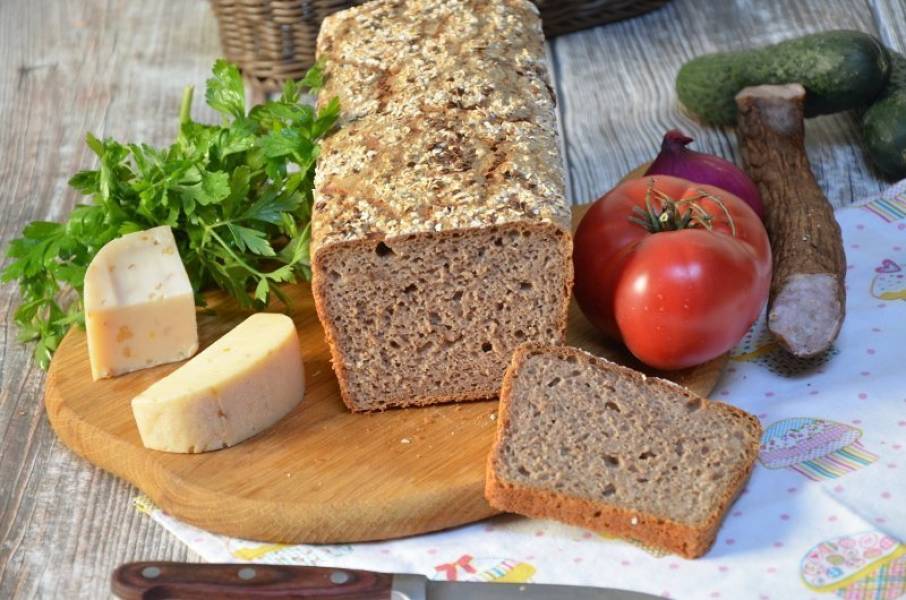 Prosty chleb na zakwasie żytni lub pszenny