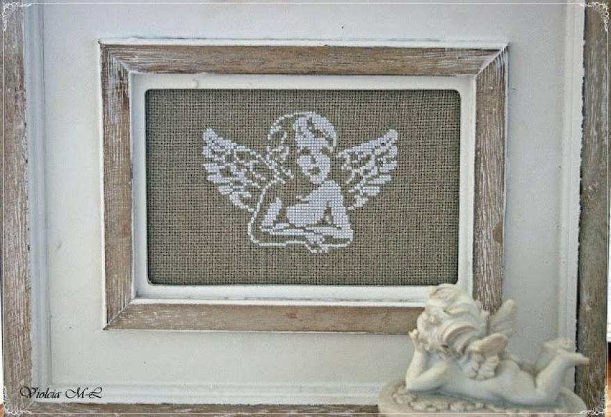 Aniołek - haft krzyżykowy