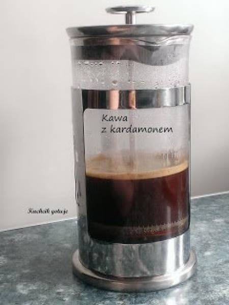 Kawa z kardamonem