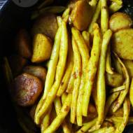 Curry z fasolki szparagowej i ziemniaków