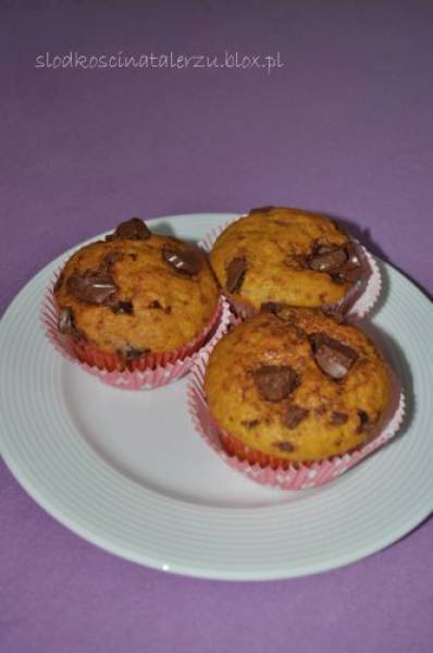 Muffinki dyniowo - pomarańczowe z czekoladą