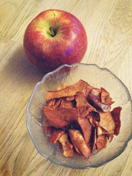 chipsy ze skórki jabłka