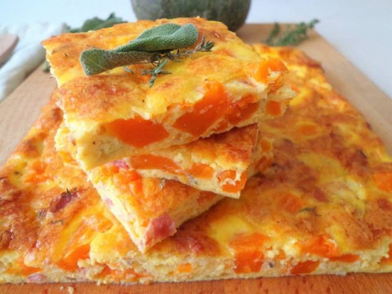 Pieczona frittata z dynią (Frittata al forno con zucca)