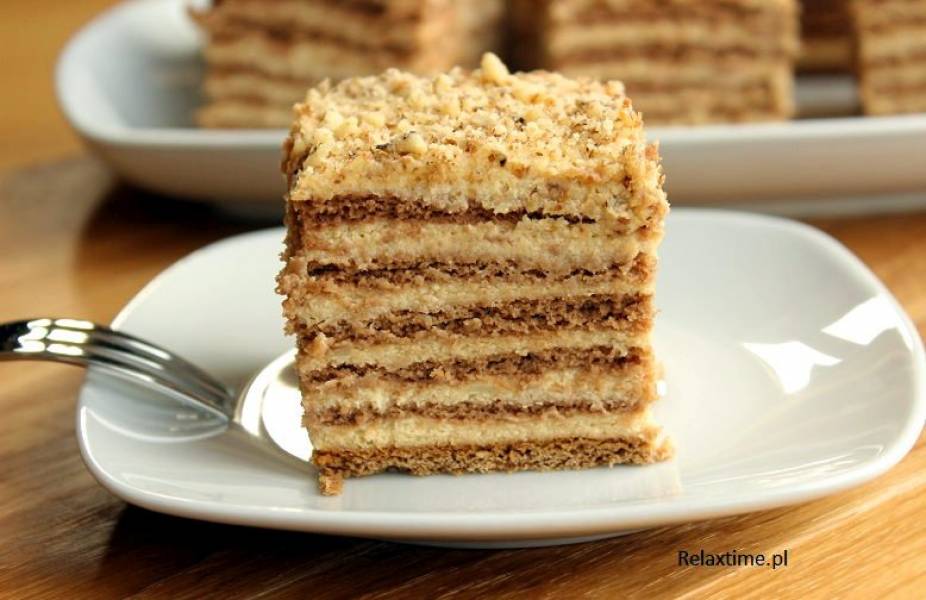 Ciasto Marlenka – czyli pyszny ale niełatwy przekładaniec