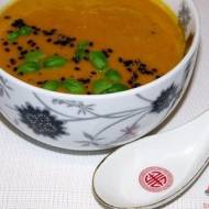 Zupa dyniowa z pastą curry