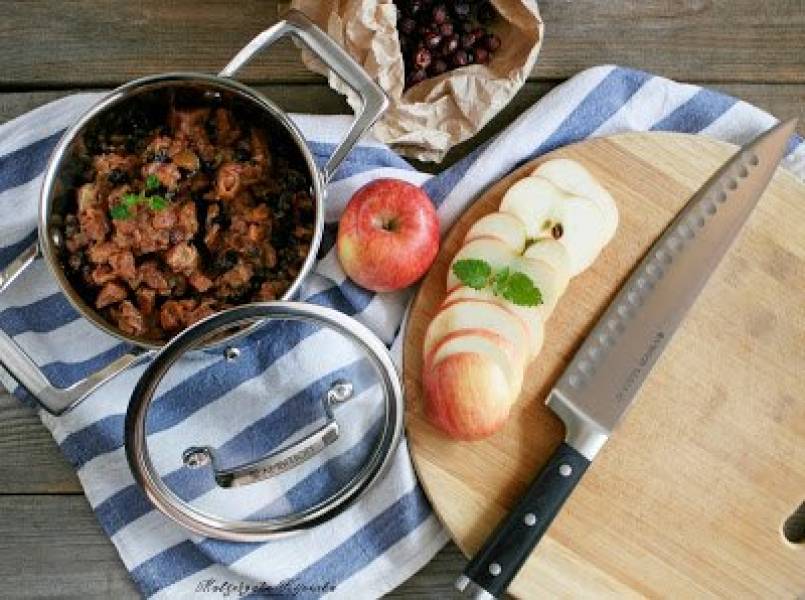 Chutney z pigwy, jabłek i owoców dzikiej róży - Ambition, kuchnia z dbałością