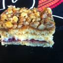 Ciasto miodowe z orzechami, kremową masą i powidłami (Orzechowiec czy też Miodownik)