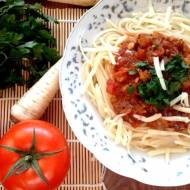 Spaghetti pomidorowe z pietruszką i żurawiną