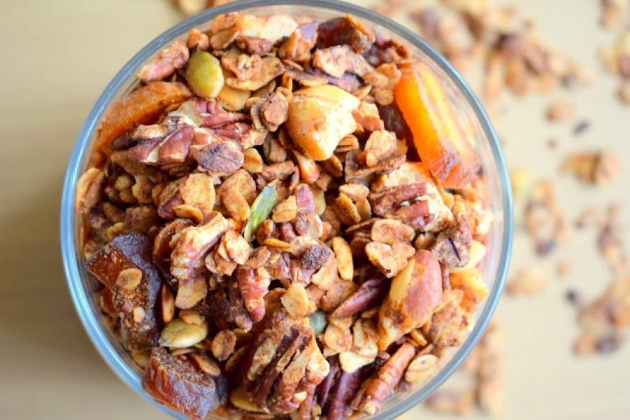 Granola pecanowo-cynamonowa :)