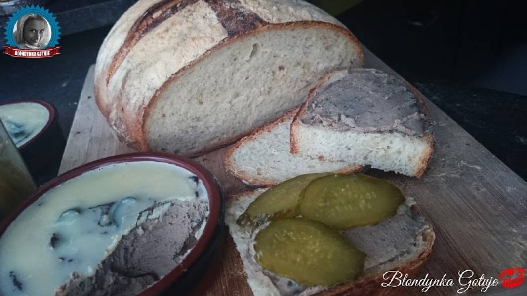 Chleb z Garnka Żeliwnego - Łatwy i Długo Świeży