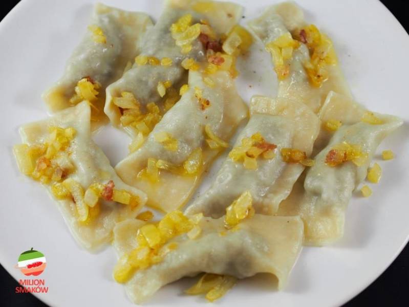 Pierogi z kaczką w klimacie azjatyckim